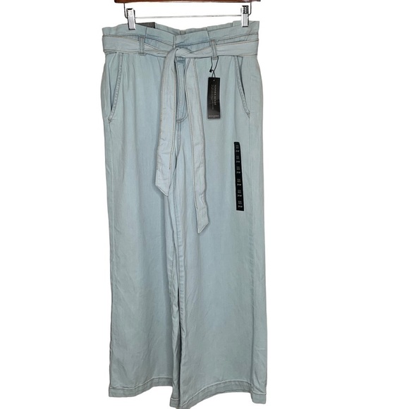 Banana Republic Factory Denim - New Banana Republic Womens High Rise Paper Bag Jeans 29/8P Light wash BNWT